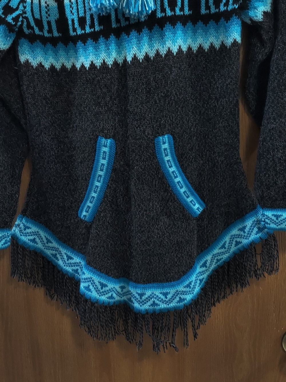 Women's Charcoal Gray & Turquoise Fringe V-Neck Hooded Sweater - Picture 4 of 7